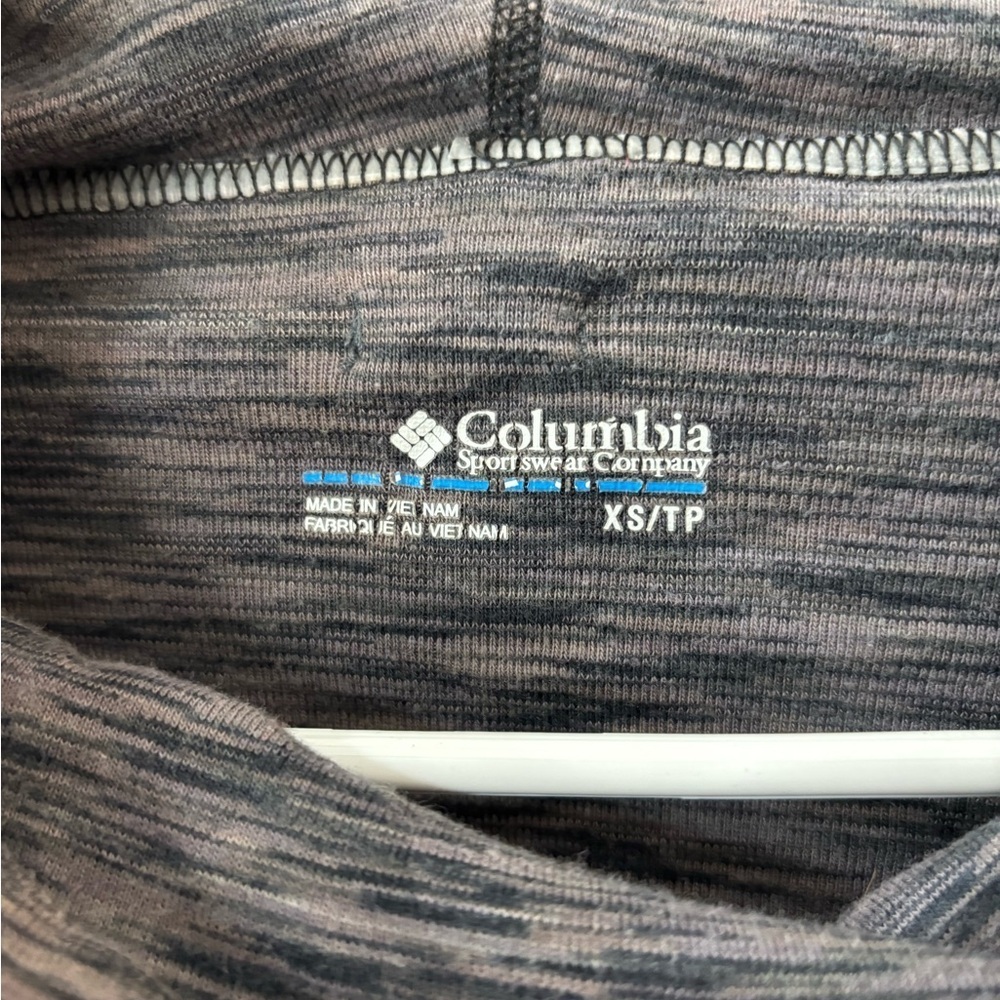 Columbia Women's Charcoal Cowl Neck Long-sleeved Shirt - Picture 4 of 6